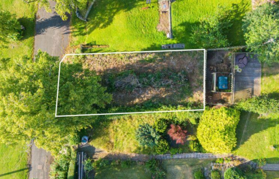 Plot for sale in Eddleston photo